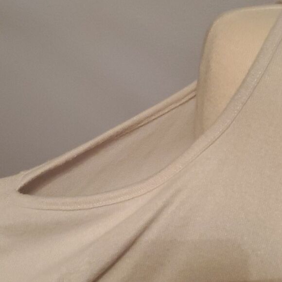 Comfy Cold Shoulder Top - Picture 3 of 3